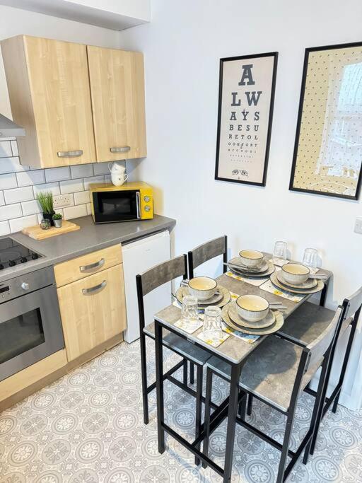 Cosy Home In Barnsley Centre Luaran gambar